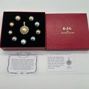 KJL Kenneth Jay Lane Vintage First Lady Simulated Pearl Enhancer Set